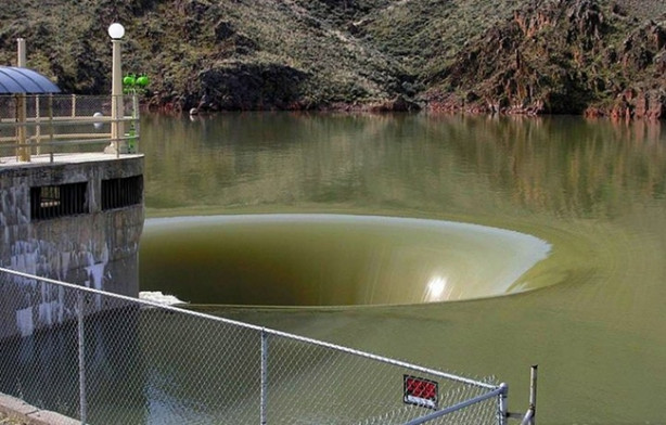 Foto - Dünyanın gizemli delikleri! İçiniz ürperecek!