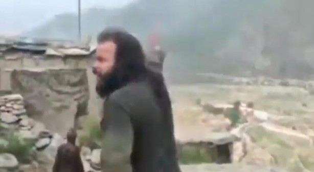 Foto - Dünyanın gözü önünde ilan etti! Artık Taliban...