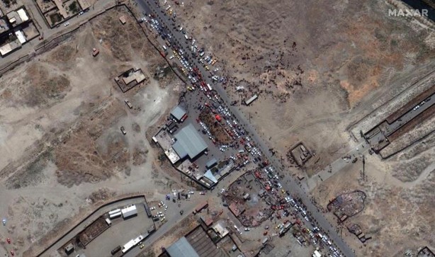 Foto - Dünyanın gözü önünde ilan etti! Artık Taliban...