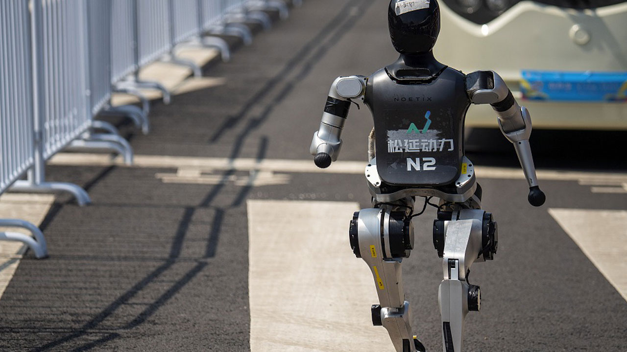Foto - Dünyanın gözü Pekin’de olacak! İnsansı robotlar olimpiyatlara hazırlanıyor