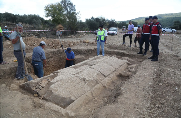 Foto - Dünyanın gözü Türkiye'de! Tarla süren çiftçiden büyük bir keşif