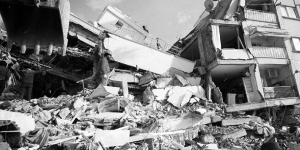 Foto - Dünyanın her yerinden: Böyle yardım görülmedi! Irak Kerkük Türkmenlerinden deprem alanına yardım seferberliği