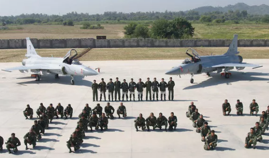 Foto - Dünyanın ilgisini çeken rapor! En güçlü savaş uçaklarına sahip olan ülkeler…