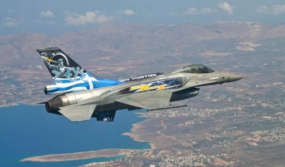 Foto - Dünyanın ilgisini çeken rapor! En güçlü savaş uçaklarına sahip olan ülkeler…