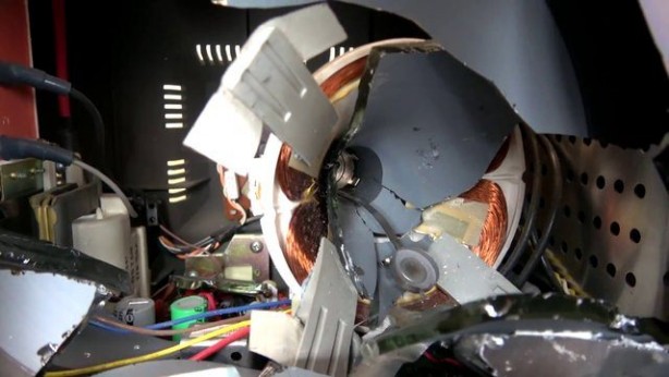 Foto - Dünyanın ilk bilgisayarının içini açtılar! İşte içinden çıkanlar...