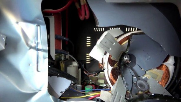 Foto - Dünyanın ilk bilgisayarının içini açtılar! İşte içinden çıkanlar...