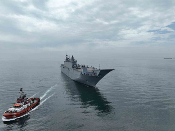 Foto - Dünyanın ilk SİHA gemisi TCG Anadolu Sarayburnu’nda