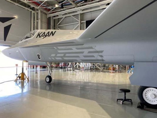 Foto - Dünyanın KAAN'a ilgisi bitmiyor!