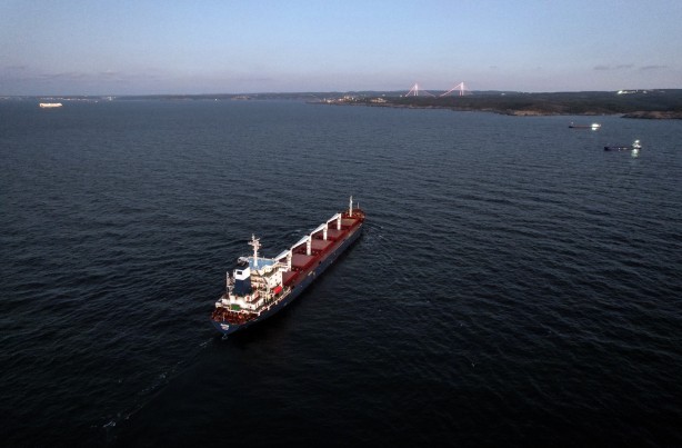 Foto - Dünyanın takip ettiği gemi İstanbul'da! Dron ile böyle görüntülendi