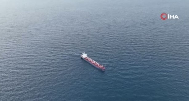 Foto - Dünyanın takip ettiği gemi İstanbul'da! Dron ile böyle görüntülendi
