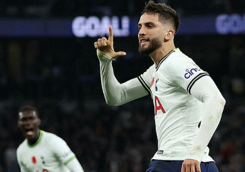 Foto - Dünyaya az önce ilan ettiler: O yıldız için Galatasaray ve Fenerbahçe kapışacak...