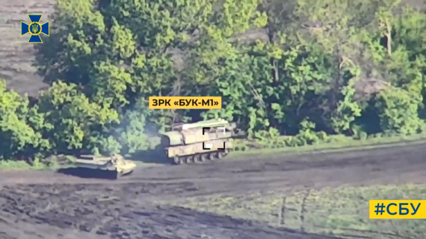 Foto - Dünyaya servis ettiler! Rusya'ya ait füze sistemlerini İHA'larla vurdular