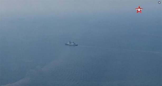 Foto - Dünyaya ‘son dakika’ olarak duyuruldu! Açıklama yaptılar… Rusya Karadeniz’de gemilere ateş açtı