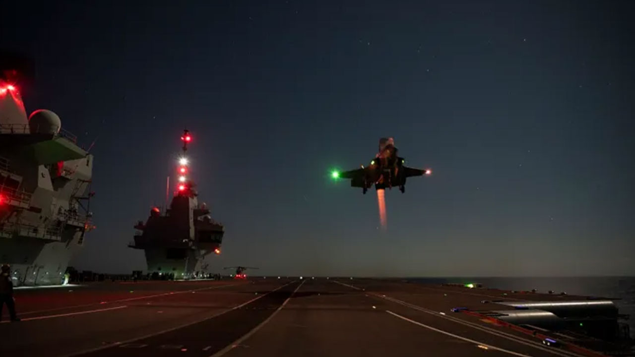 Foto - Dünyayı ayağa kaldıracak açıklama az önce geldi: İran'a bombalar yağacak