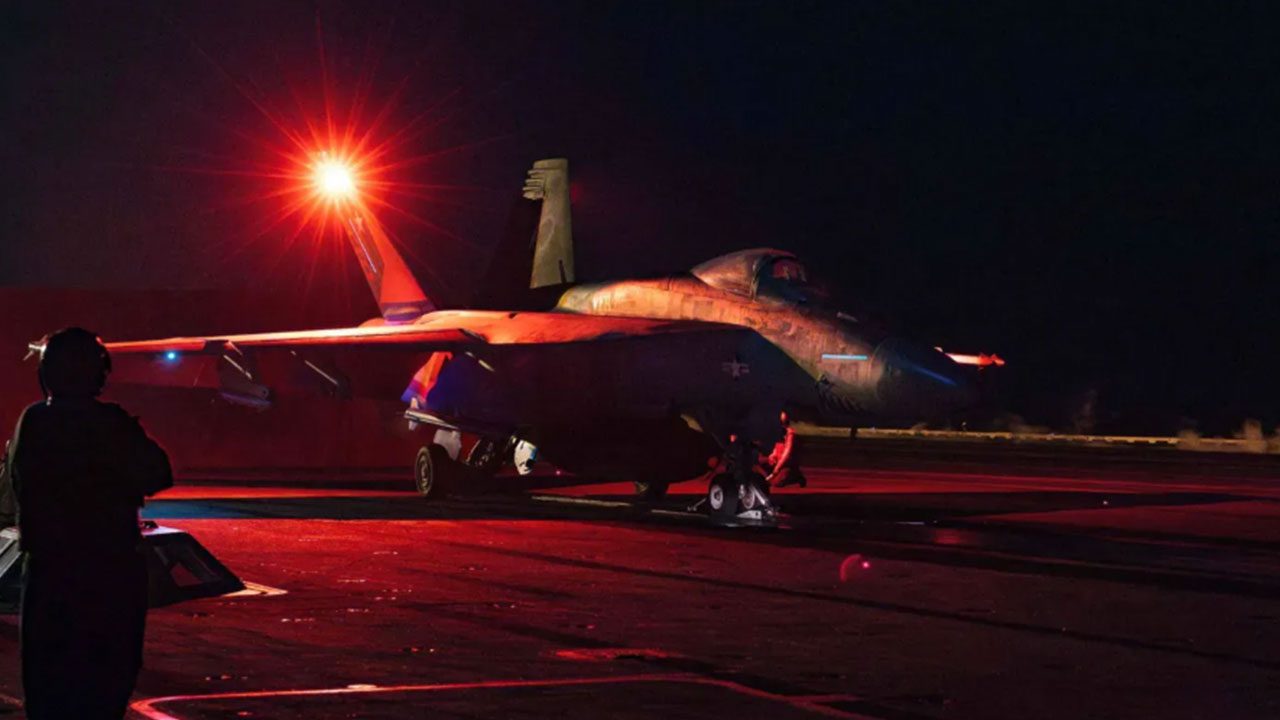 Foto - Dünyayı ayağa kaldıracak açıklama az önce geldi: İran'a bombalar yağacak