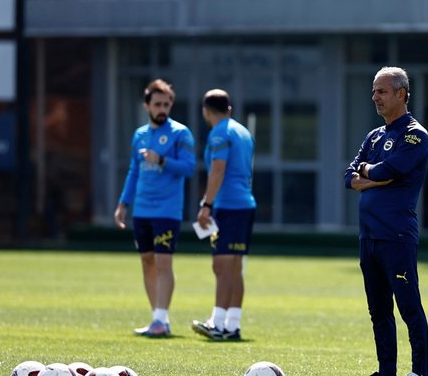 Foto - Dünyayı ayağa kaldıracak hamleler: Rakiplere 'eyvah' dedirtecek hamleler: Ocak ayı bombası! İki isimden biri gelecek