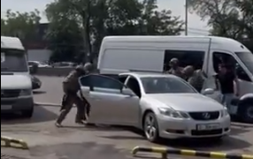 Foto - Ajanslar son dakika olarak duyurdu! Kardeş ülkede darbe girişimi