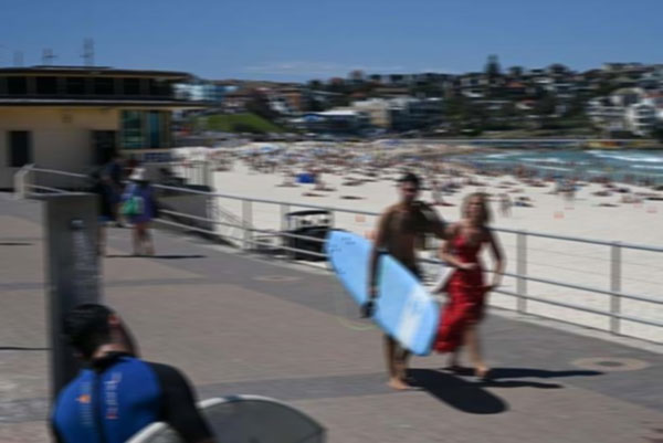 Foto - Dünyayı ayağa kaldıran görüntüler! Korona alarmı veren ülkede büyük skandal 