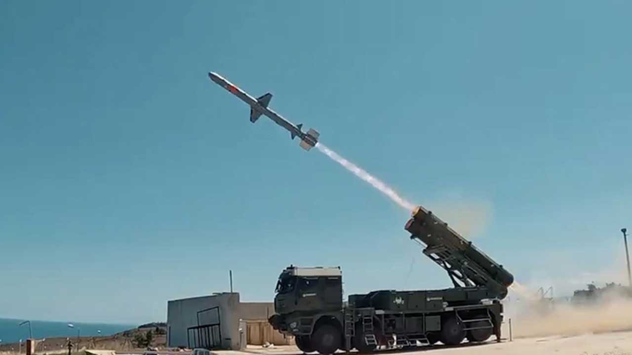 Foto - Dünyayı sallayacak gelişme! Türkiye sonunda 400 kilometre menzilli füzeyi ateşledi