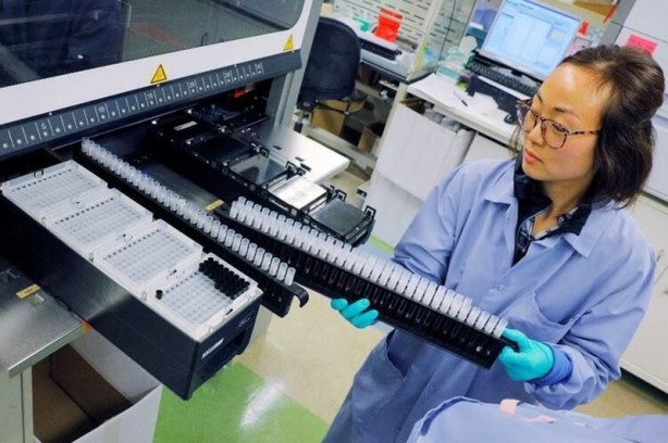 Foto - Dünyayı sarsan itiraf sonrası ülke karıştı!