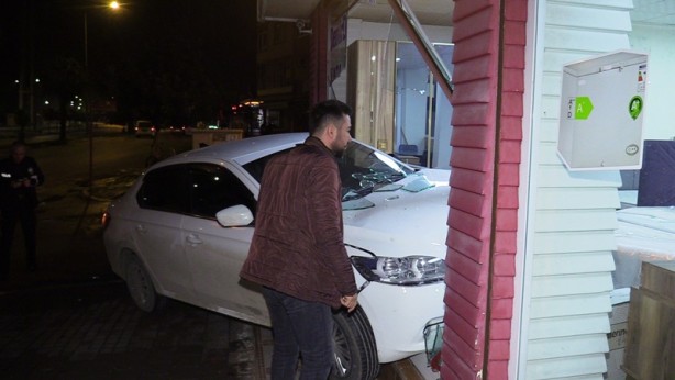 Foto - "Dur" ihtarına uymayan şüpheli kaza yapınca yakalandı
