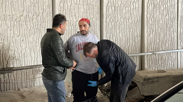 "Dur" ihtarına uymayıp kaçtı! Uyuşturucu ile enselendi