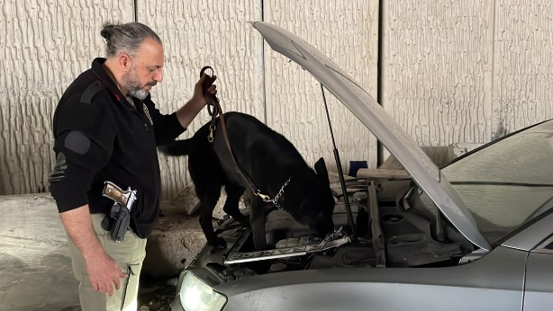 Foto - "Dur" ihtarına uymayıp kaçtı! Uyuşturucu ile enselendi