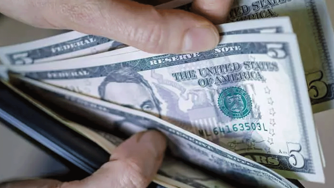 Foto - Durmadan satın alıyorlar: O ilimizde dövize hücum başladı!