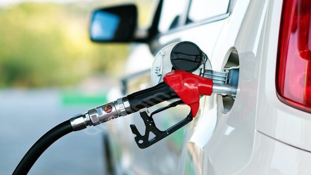 Foto - Durmak bilmiyor! Benzin ve motorin fiyatı yaklaşık yüzde 500 zamlandı 