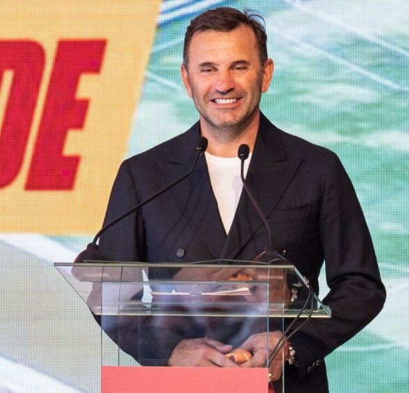 Foto - Dursun Özbek, Erden Timur'un sözünü kesip tersledi: Ayıp etti başkan!