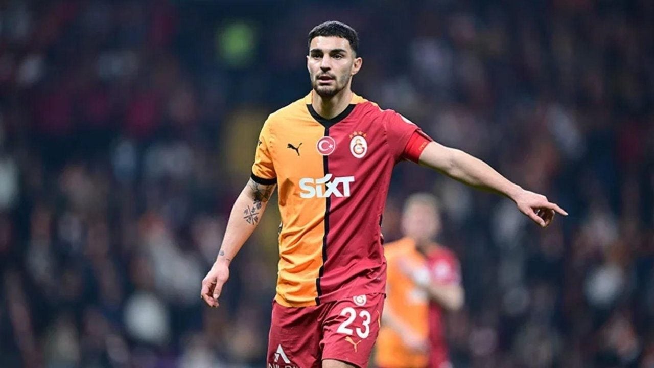 Foto - Dursun Özbek’in kapısına dayanıp ipleri kopardı! Galatasaray’ın milli yıldızı "Maaşıma sayın" deyip gidiyor