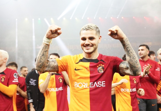 Foto - Dursun Özbek'ten taraftara şampiyonluk hediyesi! Yok böyle bir gelişme...