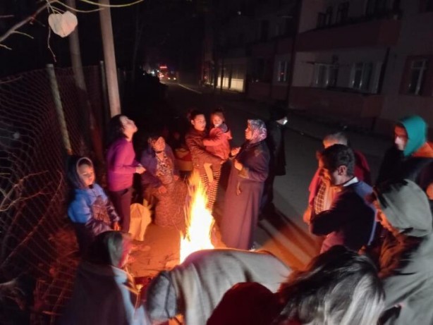 Foto - Durum gün ağarınca ortaya çıktı! Deprem sonrası bölgeden yeni görüntüler geldi