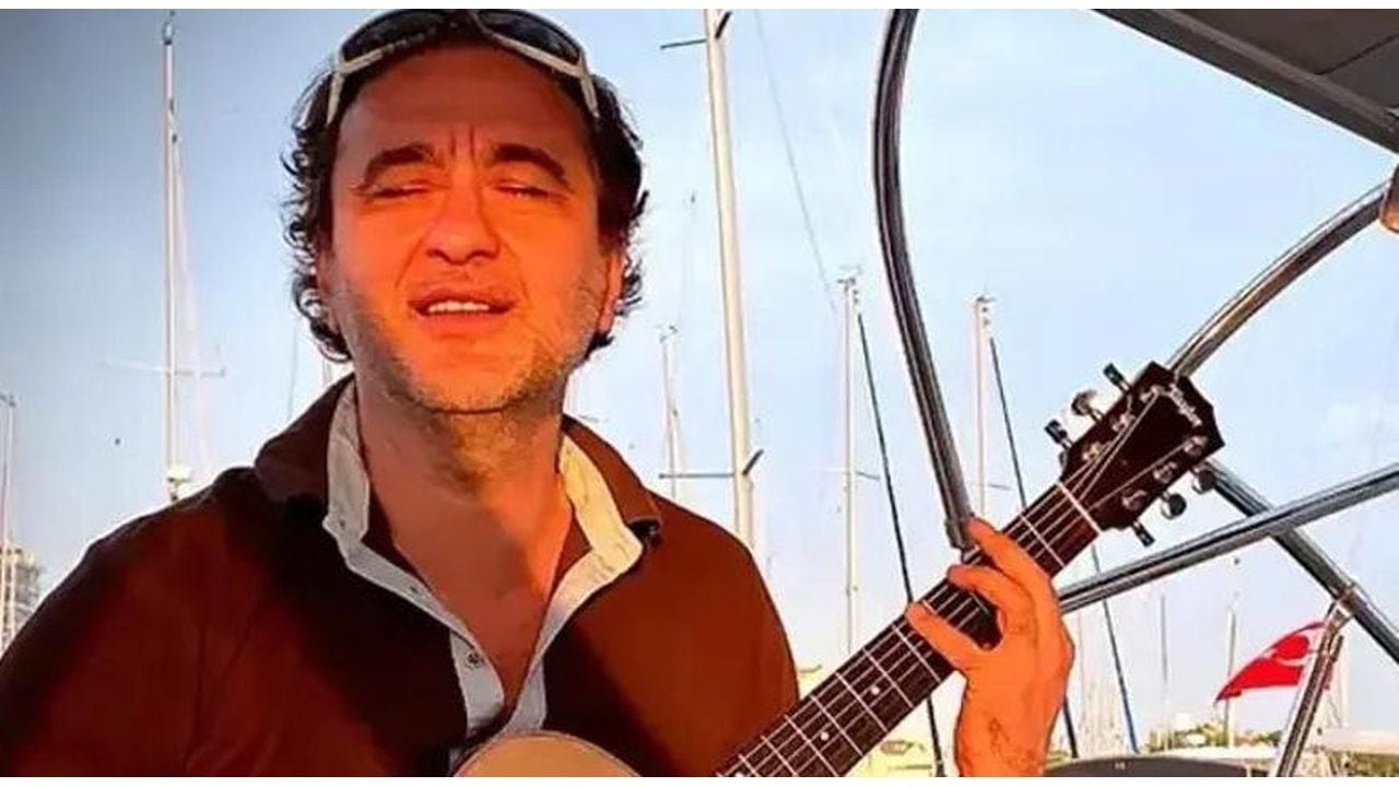 Foto - "Durumu çok kritik" deniliyor! Ünlü şarkıcı ikinci defa entübe edildi 