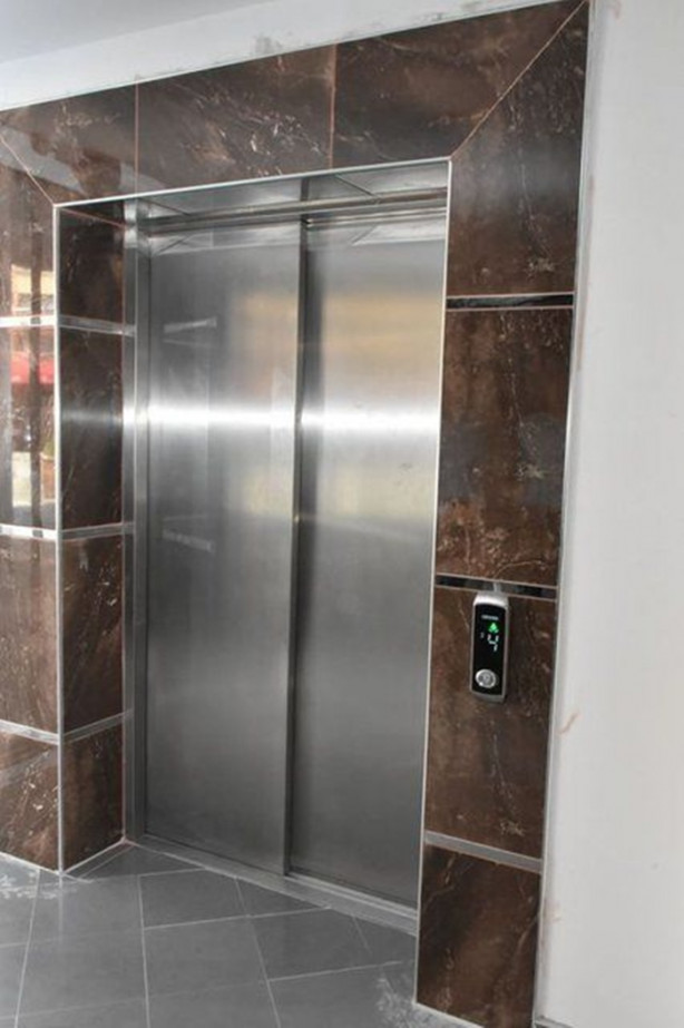 Foto - Düşen asansörde nasıl hayatta kalınır?