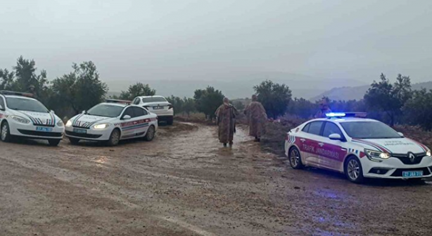 Foto - Düşen helikopterin enkazından ilk görüntüler! Yaralı teknisyen böyle kurtarıldı