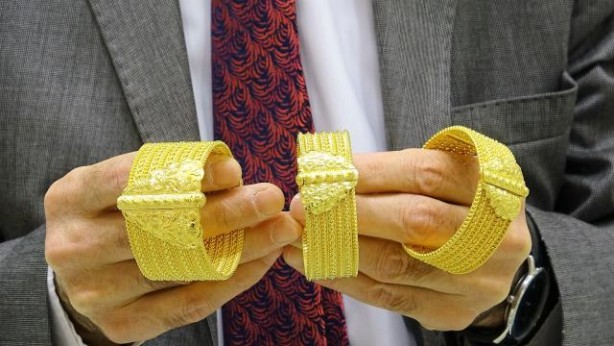 Foto - Altını olan herkes dikkat! Kısa vadeli altın alıp satmak mı caiz mi? Prof. Dr. Mustafa Karataş resmen cevap verdi