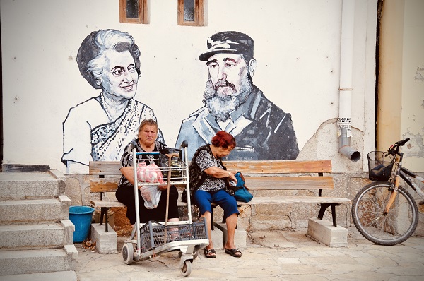 Foto - Duvarları tuvale dönüştürülen Bulgar köyü: Staro Jelezare