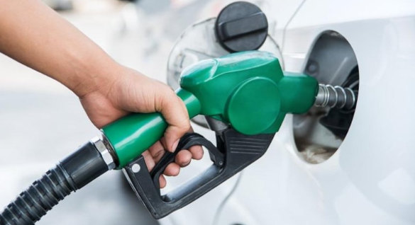 Foto - Akaryakıt fiyatlarına dev indirim geliyor! O tarihi beklemeden akaryakıt alan çok üzülür