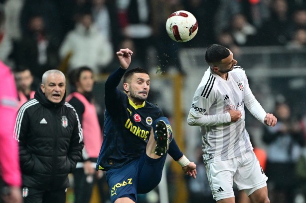 Foto - Duyan inanamayacak ama ünlü futbolcunun sonu geldi! Flaş gelişme...