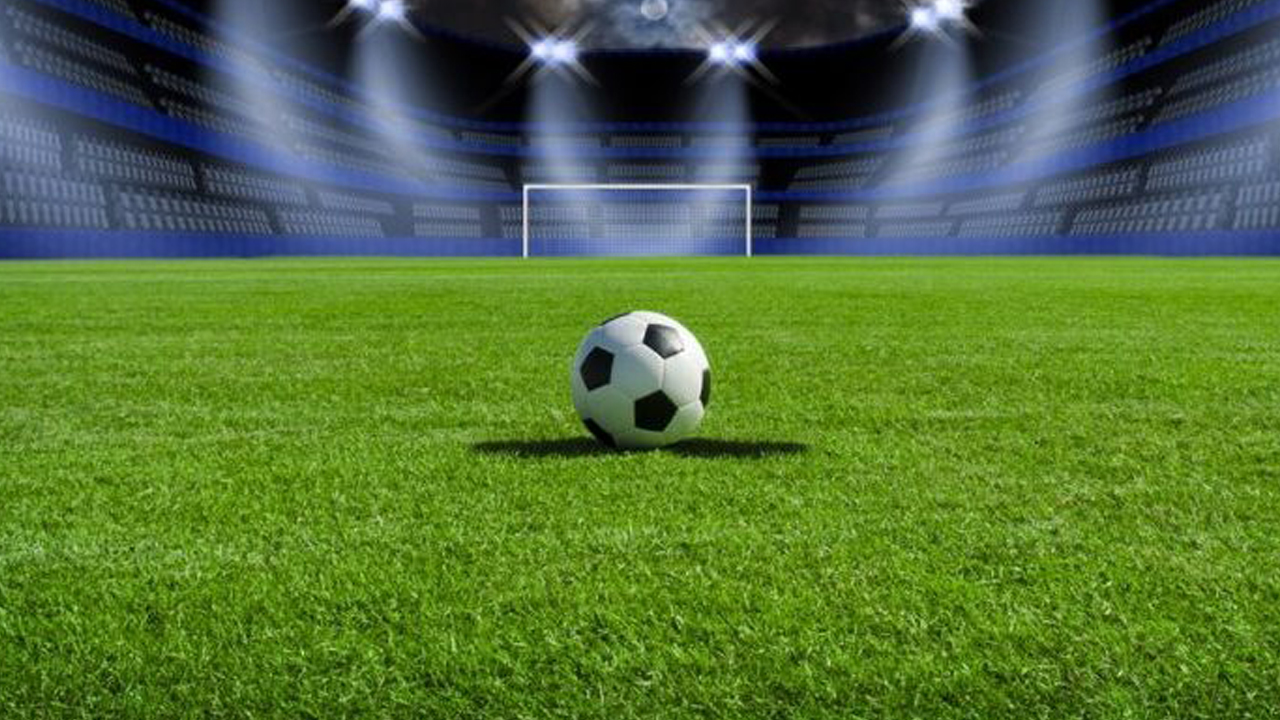 Foto - Duyan kulaklarına inanamıyor! Bu halı saha bildiğiniz halı sahalardan değil