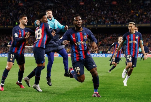 Foto - Duyanlar gelişme karşısında kulaklarına inanamadı... Bu transfer Şampiyonlar Ligi'nde gruplar demek...