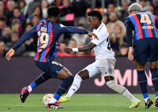 Foto - Duyanlar gelişme karşısında kulaklarına inanamadı... Bu transfer Şampiyonlar Ligi'nde gruplar demek...