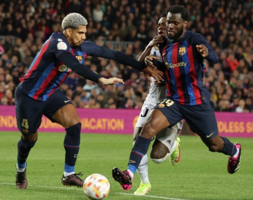 Foto - Duyanlar gelişme karşısında kulaklarına inanamadı... Bu transfer Şampiyonlar Ligi'nde gruplar demek...