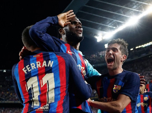 Foto - Duyanlar gelişme karşısında kulaklarına inanamadı... Bu transfer Şampiyonlar Ligi'nde gruplar demek...