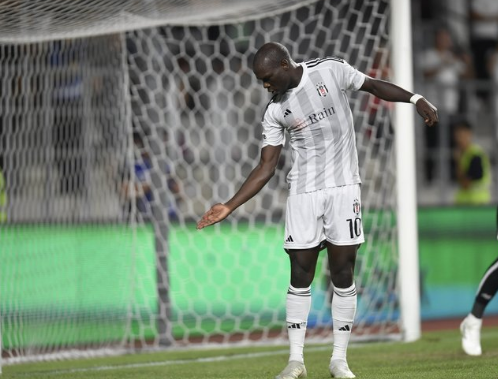 Foto - Duyanlar, kulaklarına inanamıyor! Aboubakar'a verilen rakam dudak uçuklattı! Ve kararı...