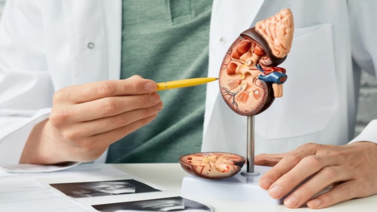 Foto - Duyduktan sonra asla atmayacaksınız! Maydonozun sapında öyle bir fayda var ki...