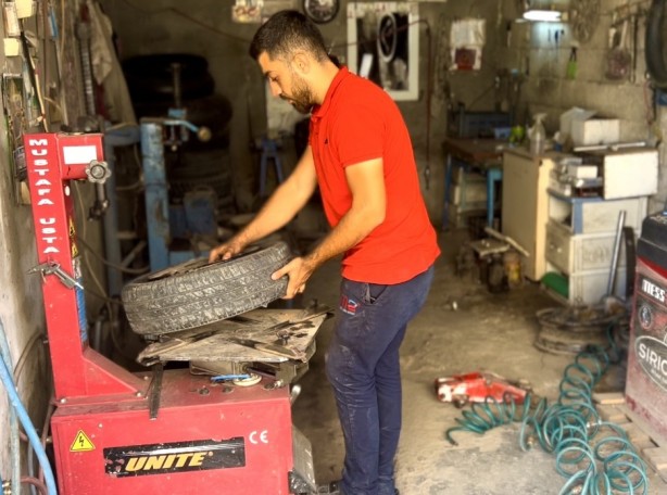 Foto - Duyunca şaşırıp kalacaksınız! Lastik ustasının inanılmaz hobisi