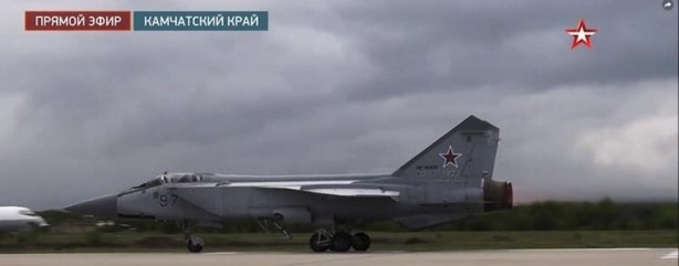 Foto - Duyurdular! Rusya ABD'nin uçak gemisini batırıyor