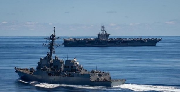 Foto - Duyurdular! Rusya ABD'nin uçak gemisini batırıyor